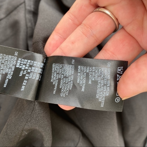 Reiss Tonal Embroidered Mesh Panel Dress - Picture 7 of 8